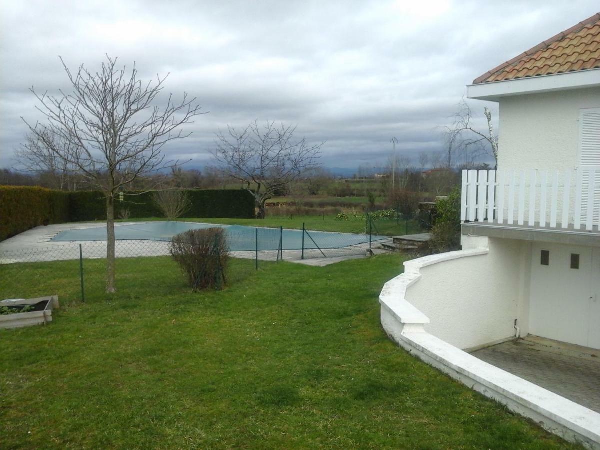 Les Varennes Saint-Alban-les-Eaux Екстер'єр фото